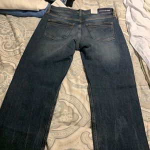 New Calvin Klein Mid Rise Straight Size 29/30